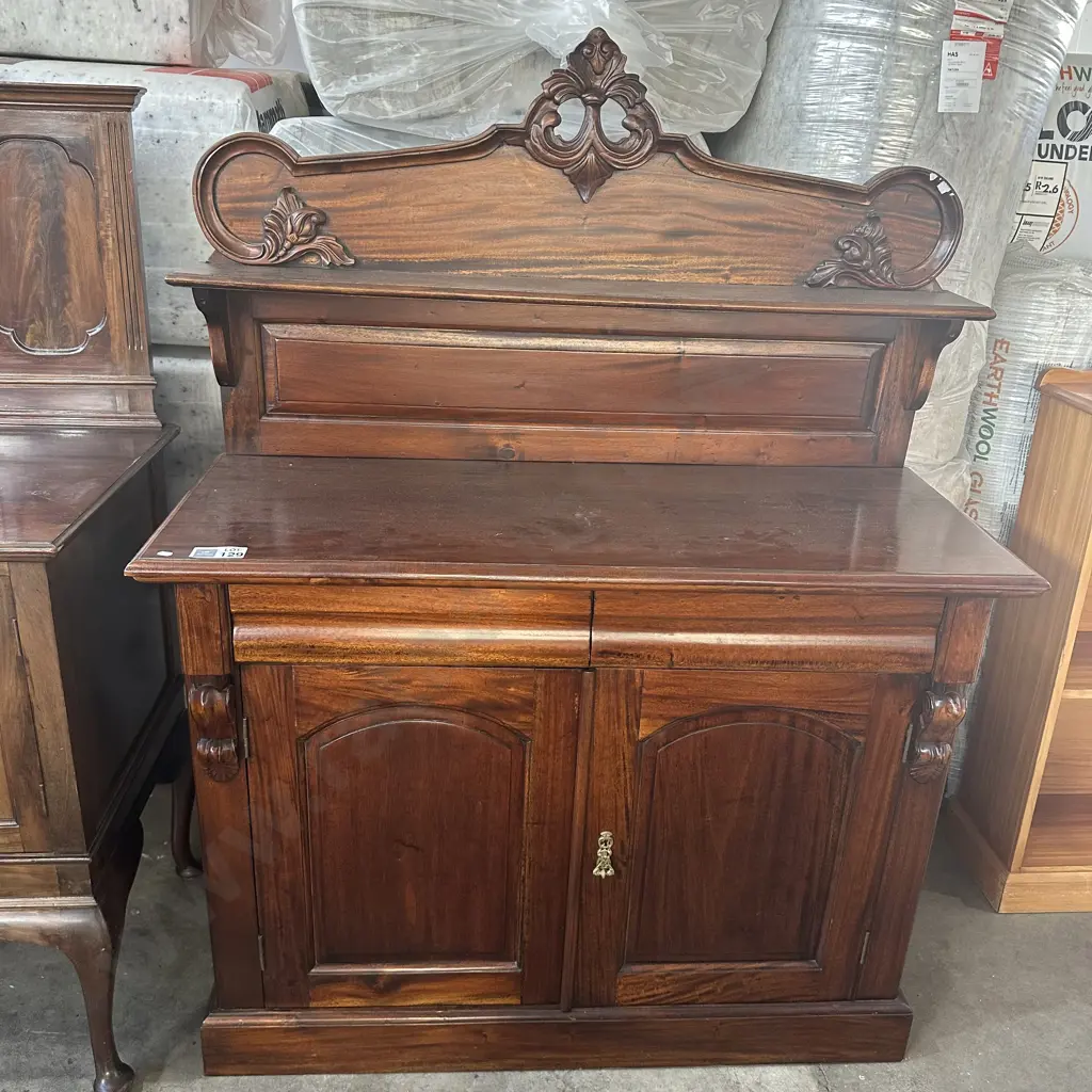 Chiffonier Image 1++