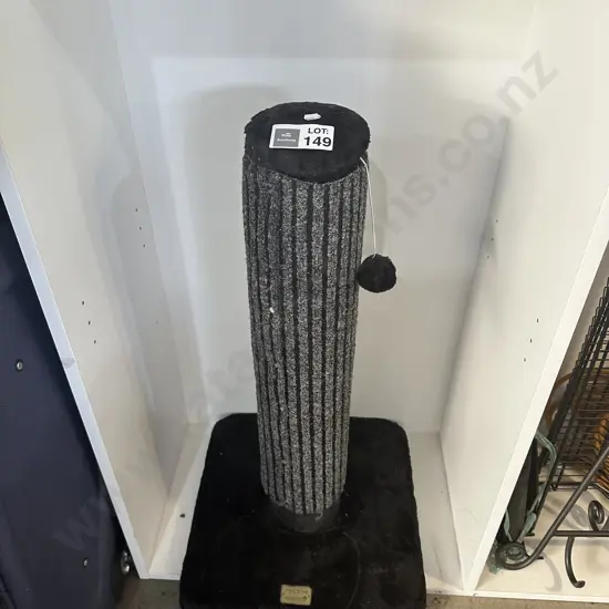 cat scratcher