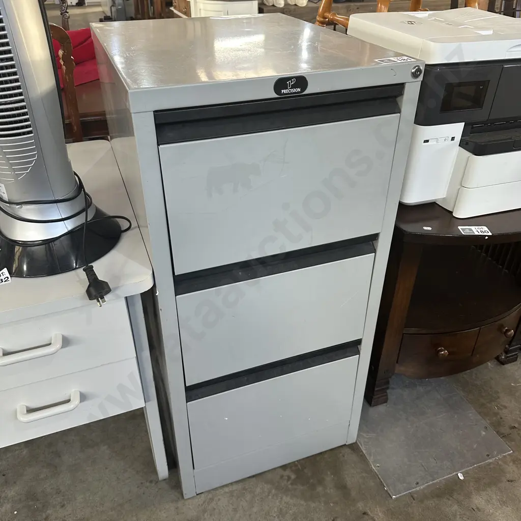 metal file cabinet Image 1++