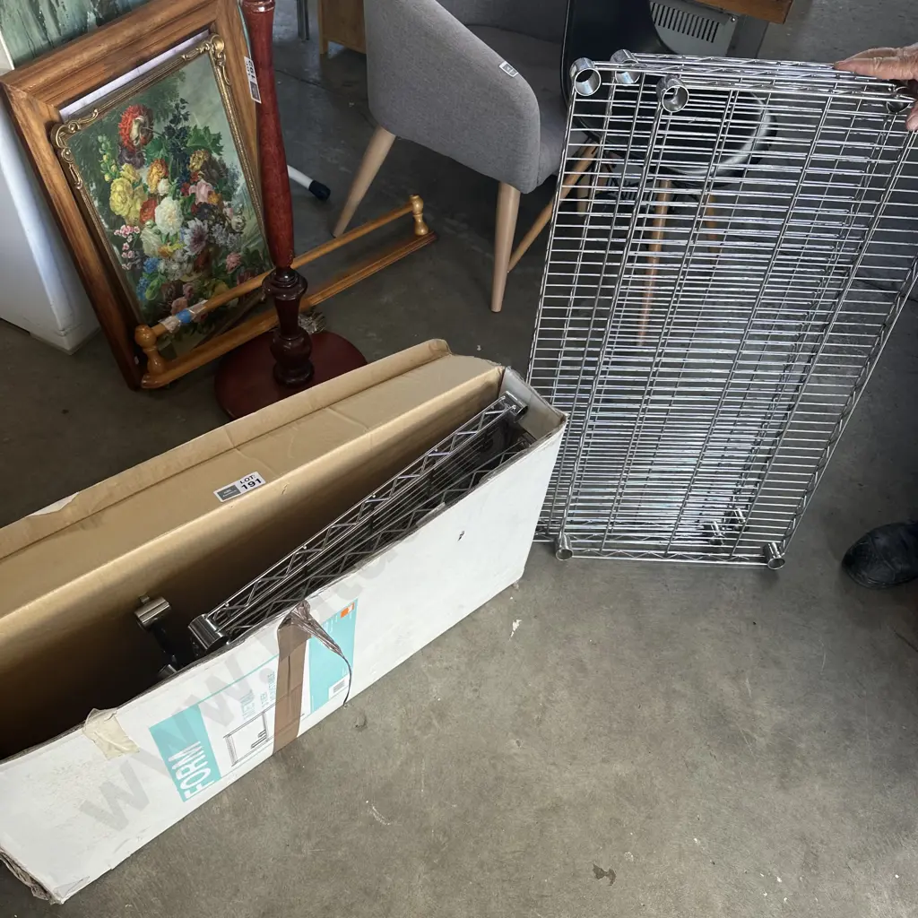 metal shelves Image 1++