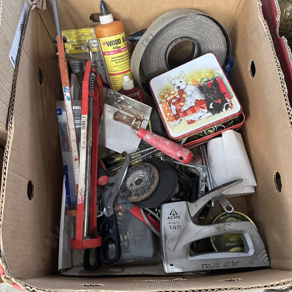 Box tools & hardware Image 1++