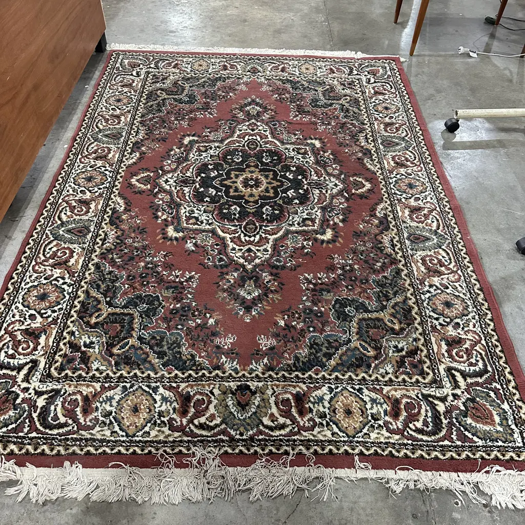 Rug 2.3 x 1.6 Image 1++