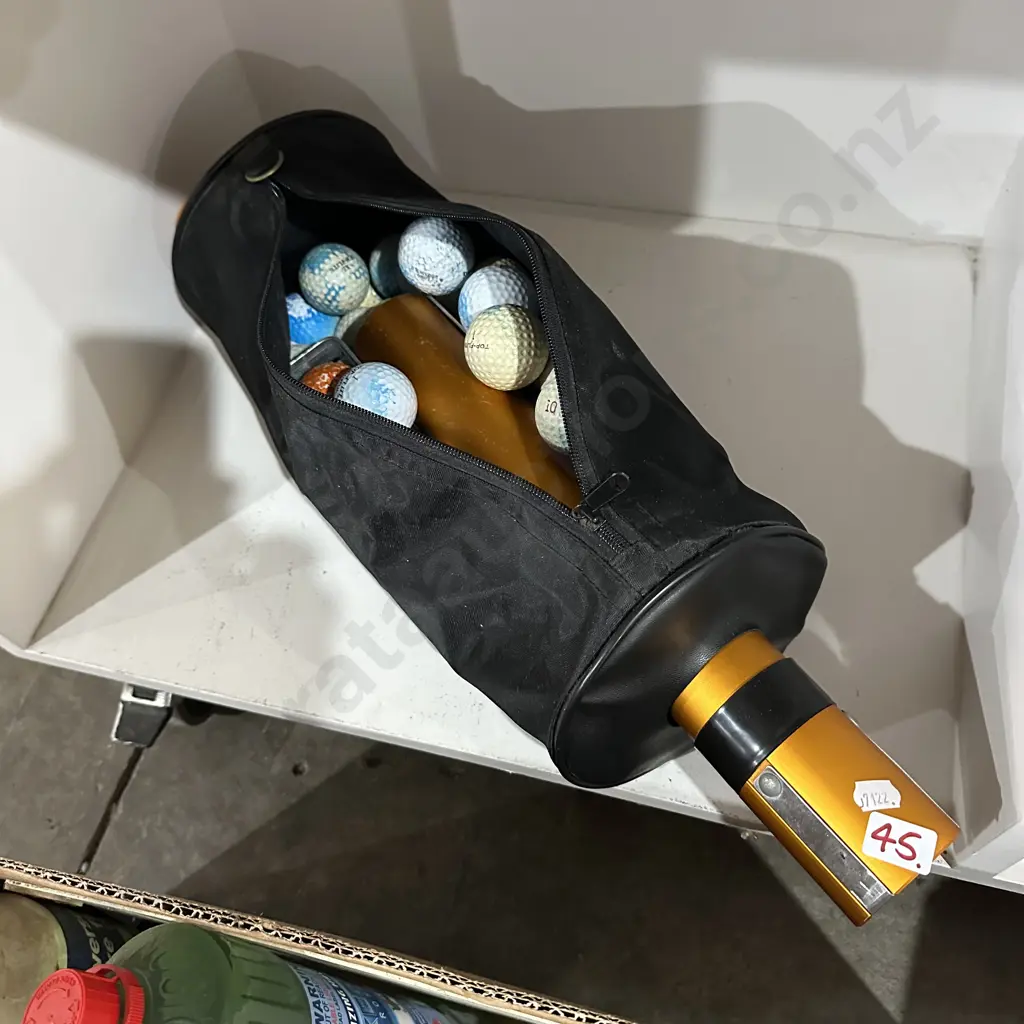 Shag bag and golf balls Image 1++