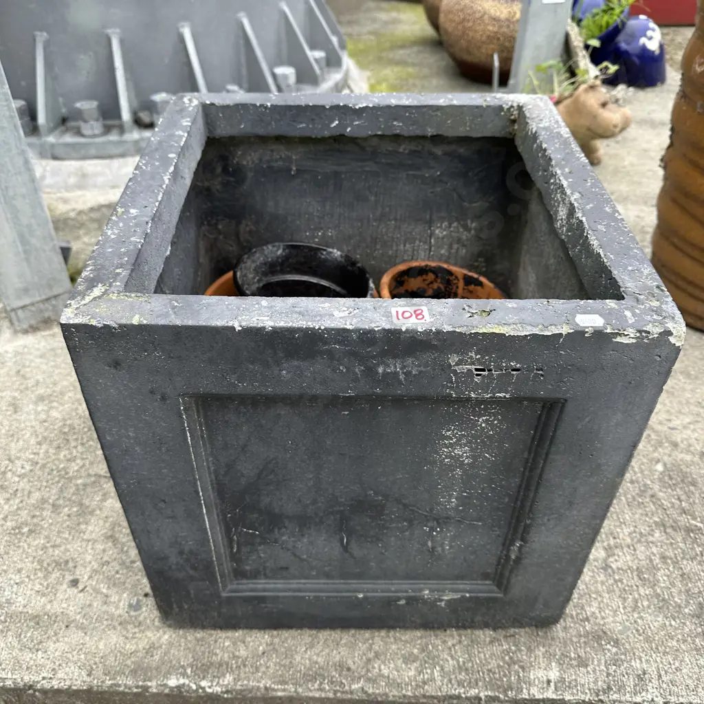 square planter etc 430 Image 1++