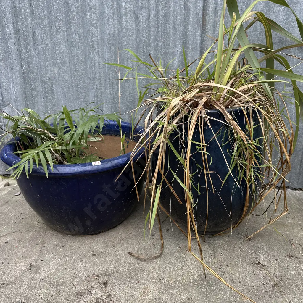 2 large blue planters Image 1++