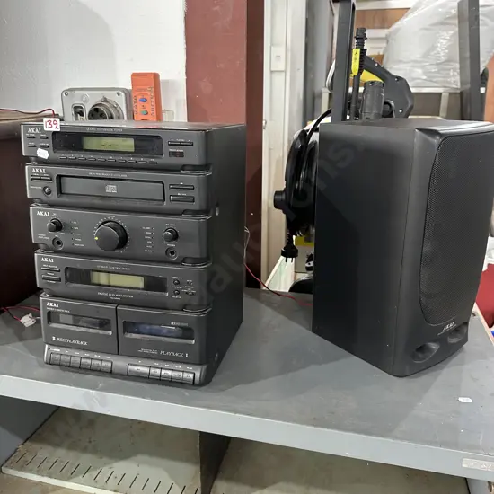 Akai stereo