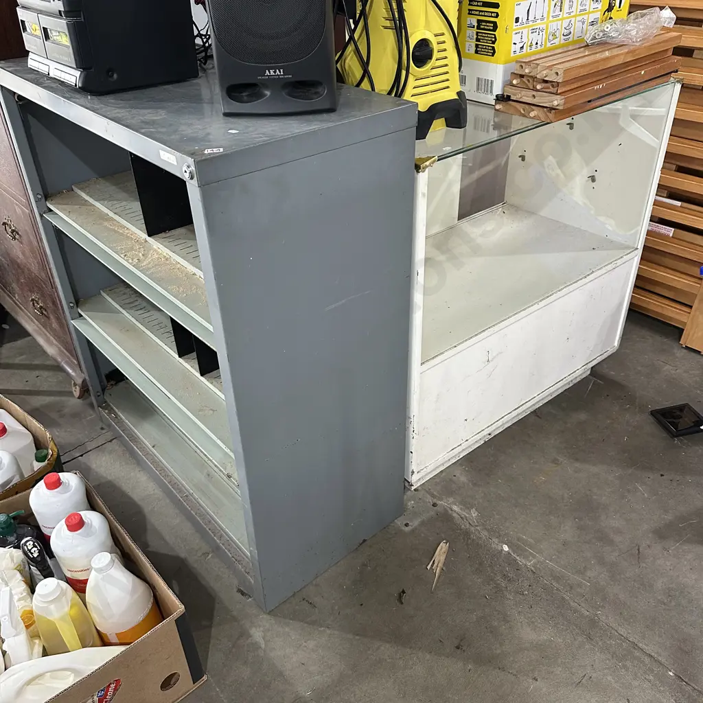 Metal shelf and display cabinet Image 1++