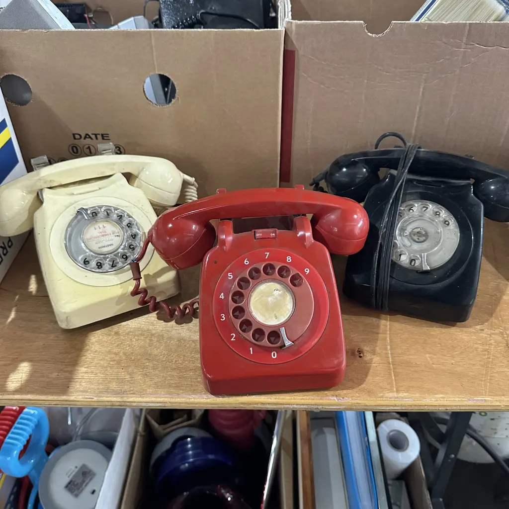Trio of retro phones Image 1++