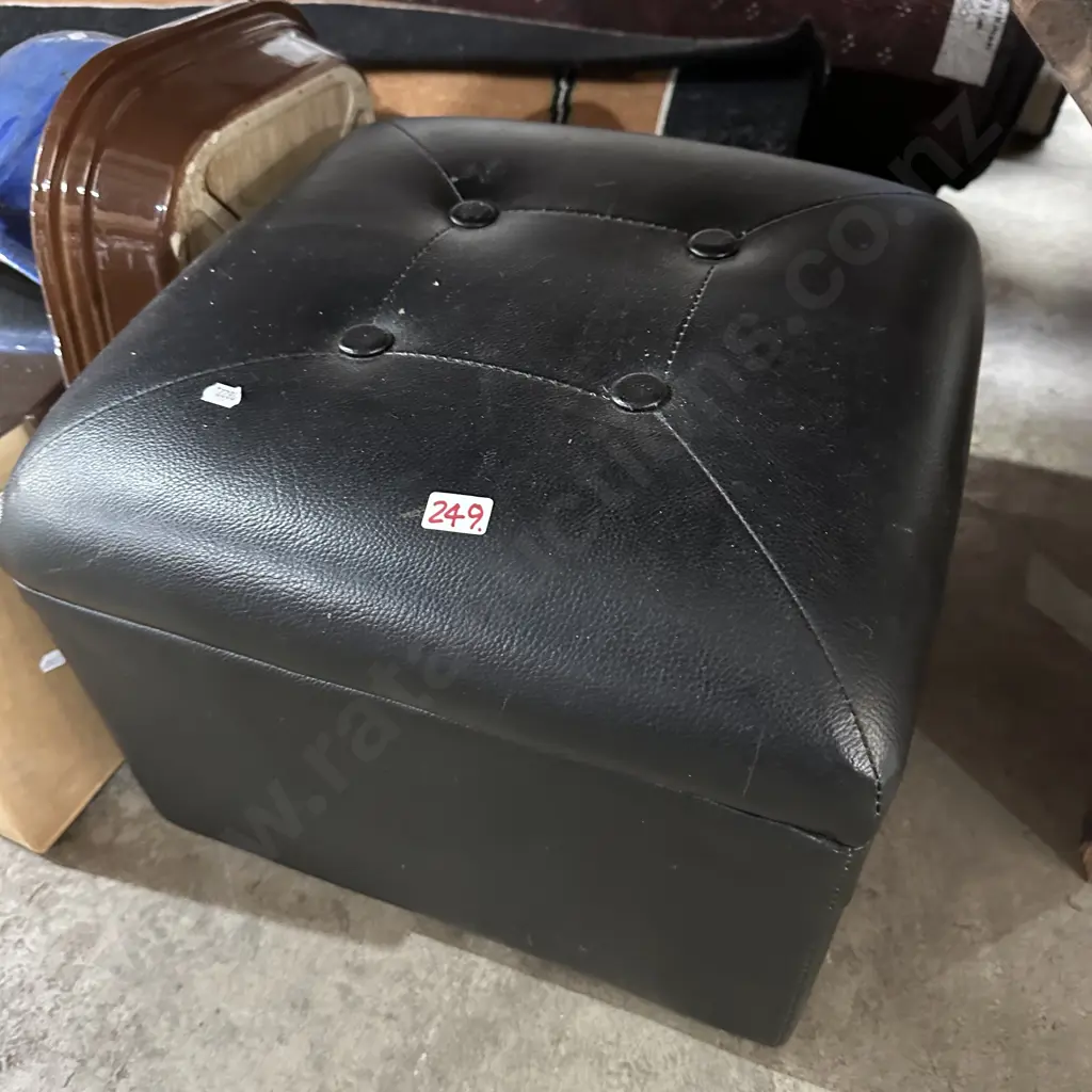 Retro footrest Image 1++
