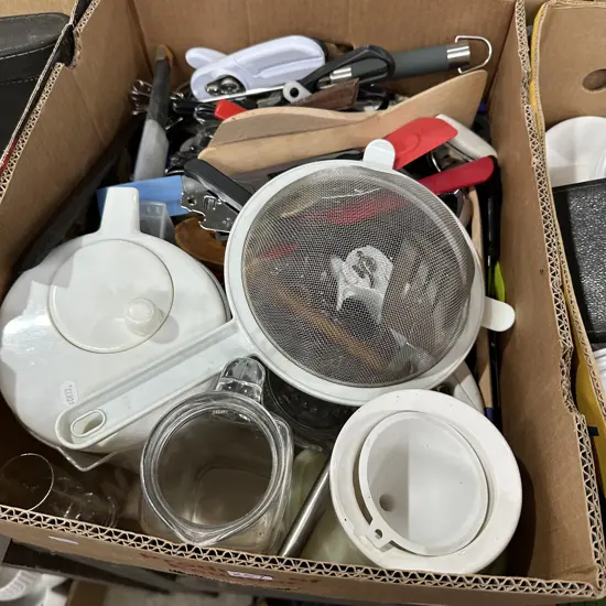 kitchenware