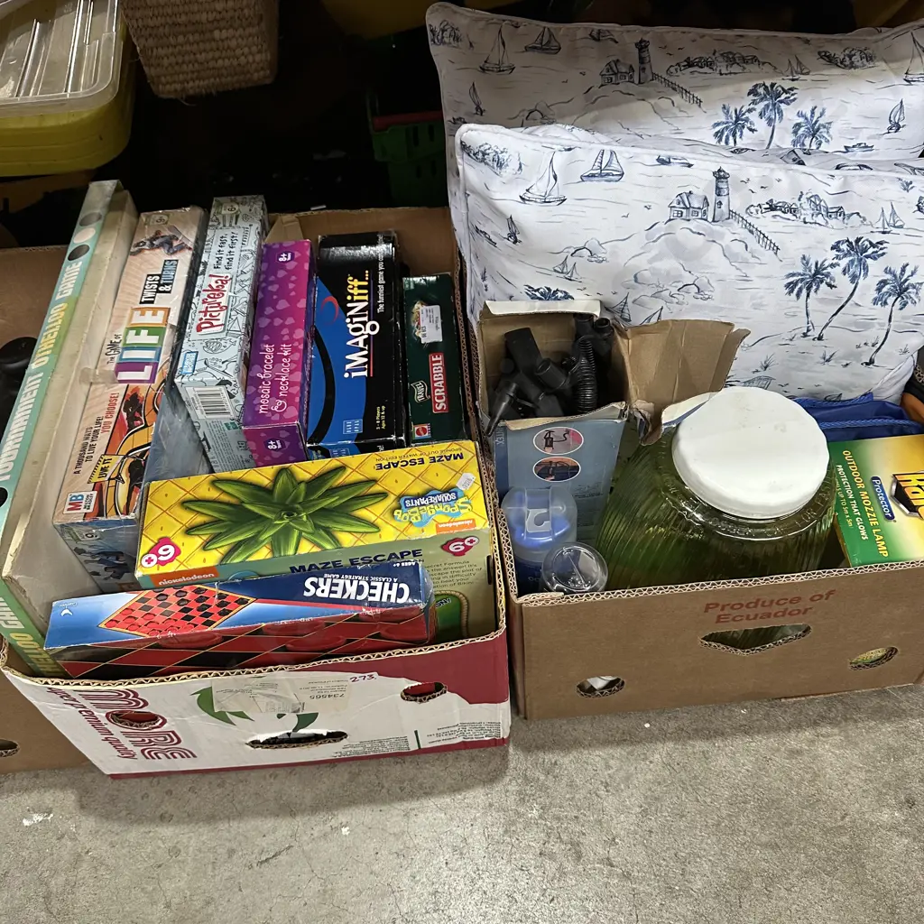 2 boxes Games, Pr cushions, Raid etc Image 1++