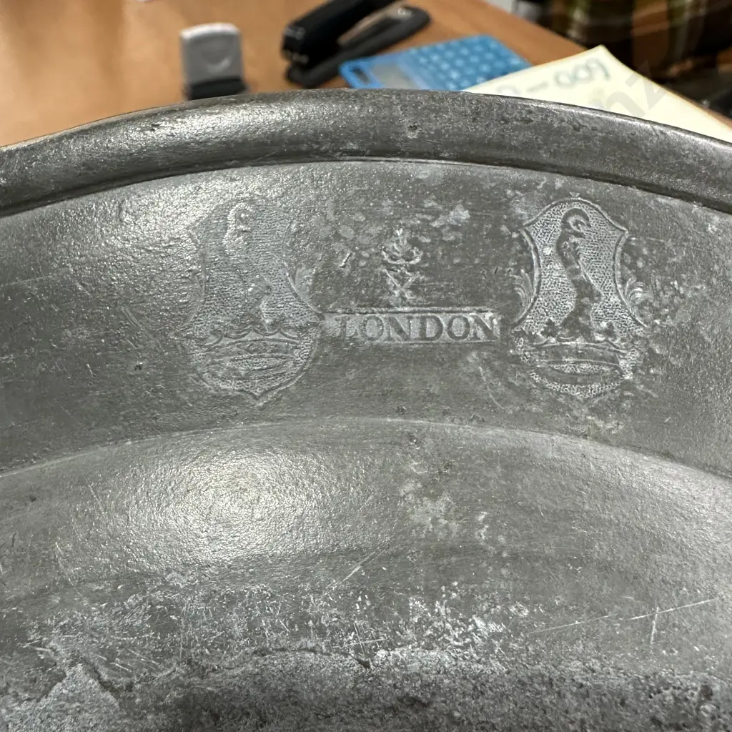 2 Pewter plates from the 1700s Stamped Image 1++