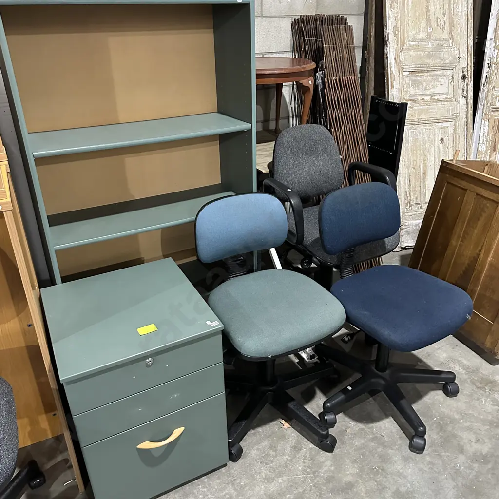 Bookshelf, mobile & 3 office chairs Image 1++