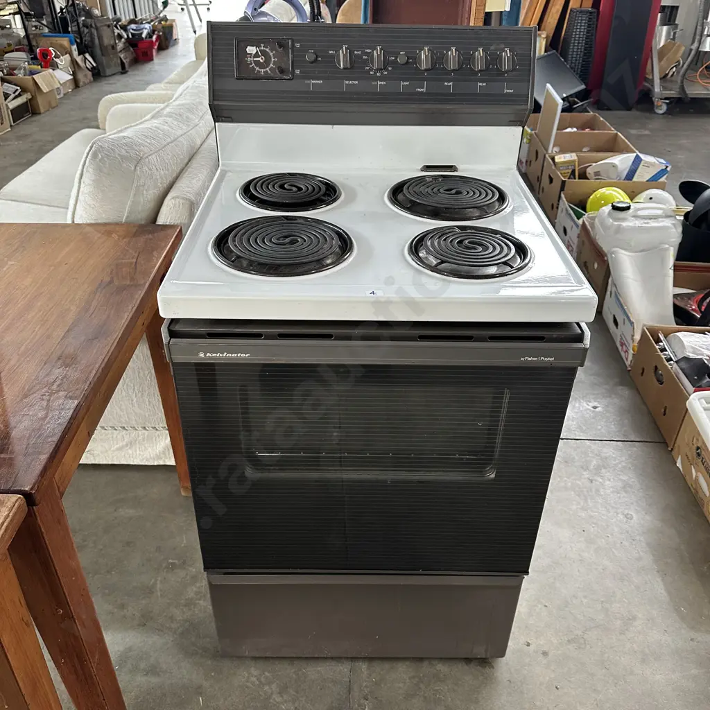Tidy F&P oven Image 1++