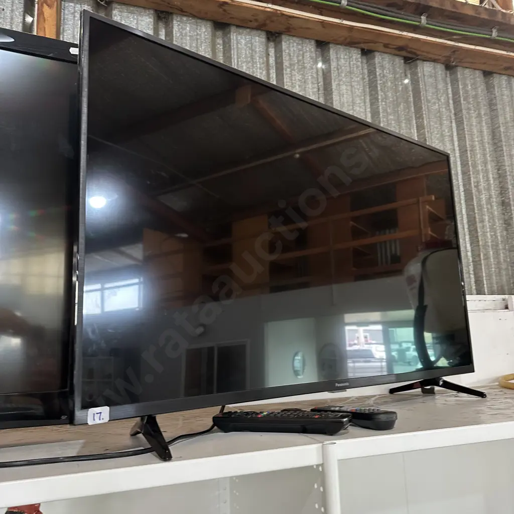 Smart TV 43inch Image 1++