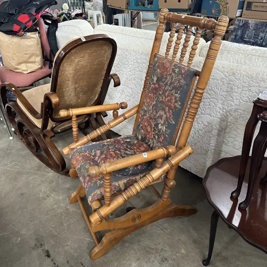Colonial rocker