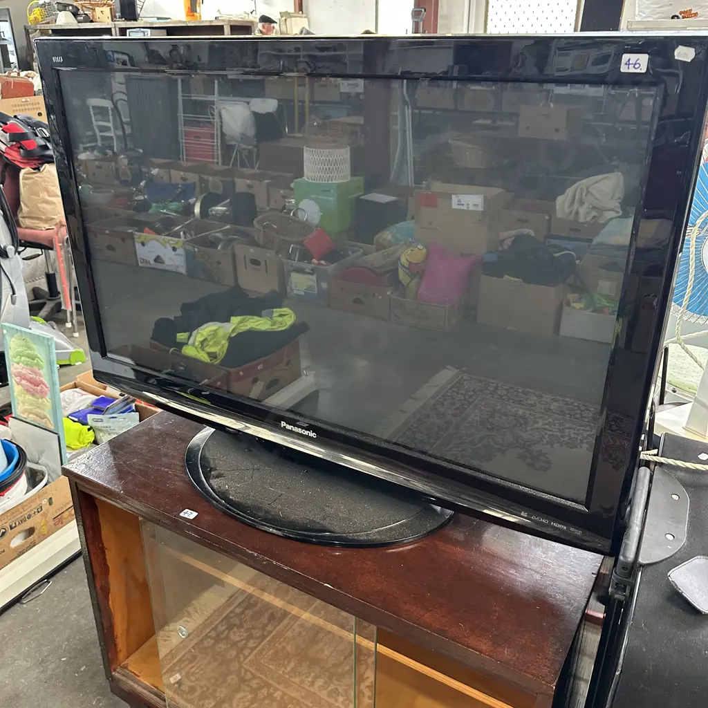 42inch TV Image 1++