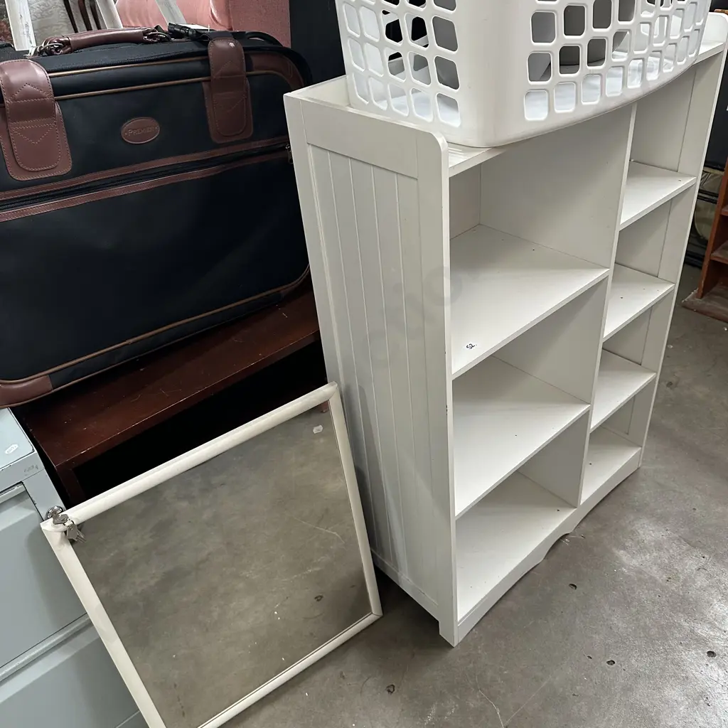 Bookshelf, mirror and suitacses Image 1++