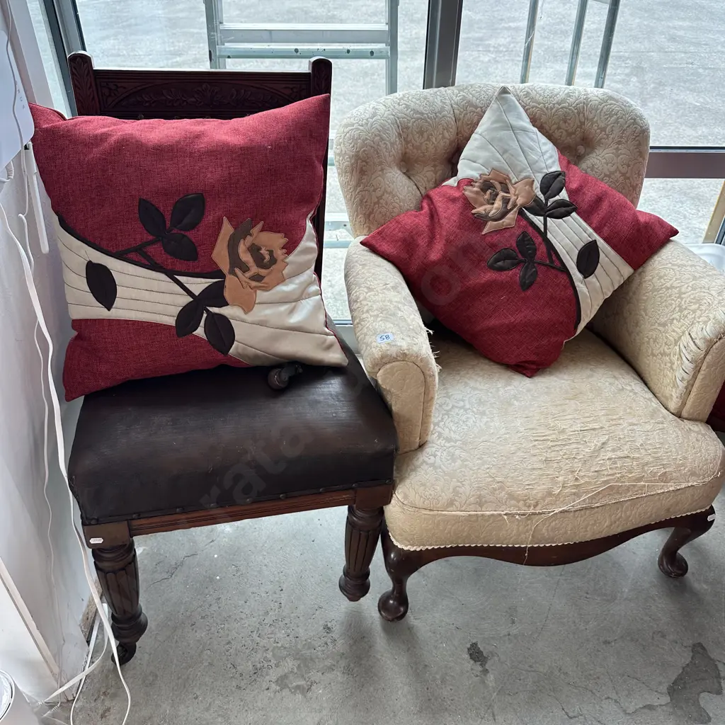 colonial chair plus button back chair and Pr cushions Image 1++