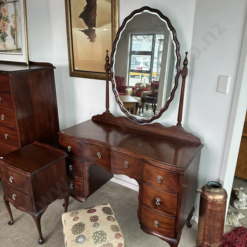 Matching dresser Image 1++