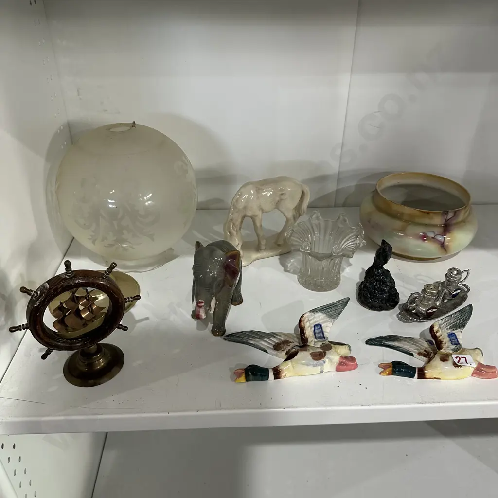 Shelf lot collectibles Image 1++