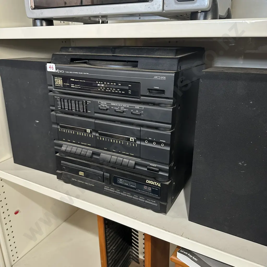 Stereo plus CD stands Image 1++