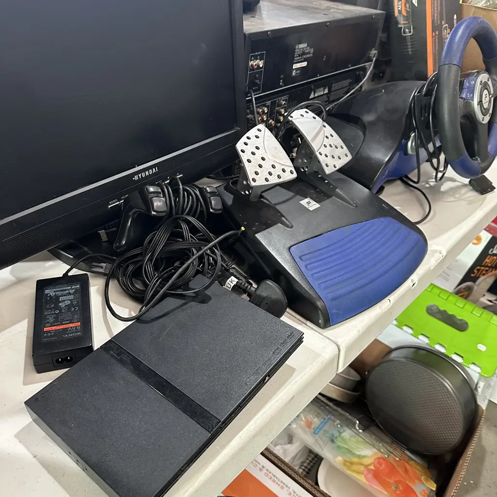 PS2 and gear Image 1++