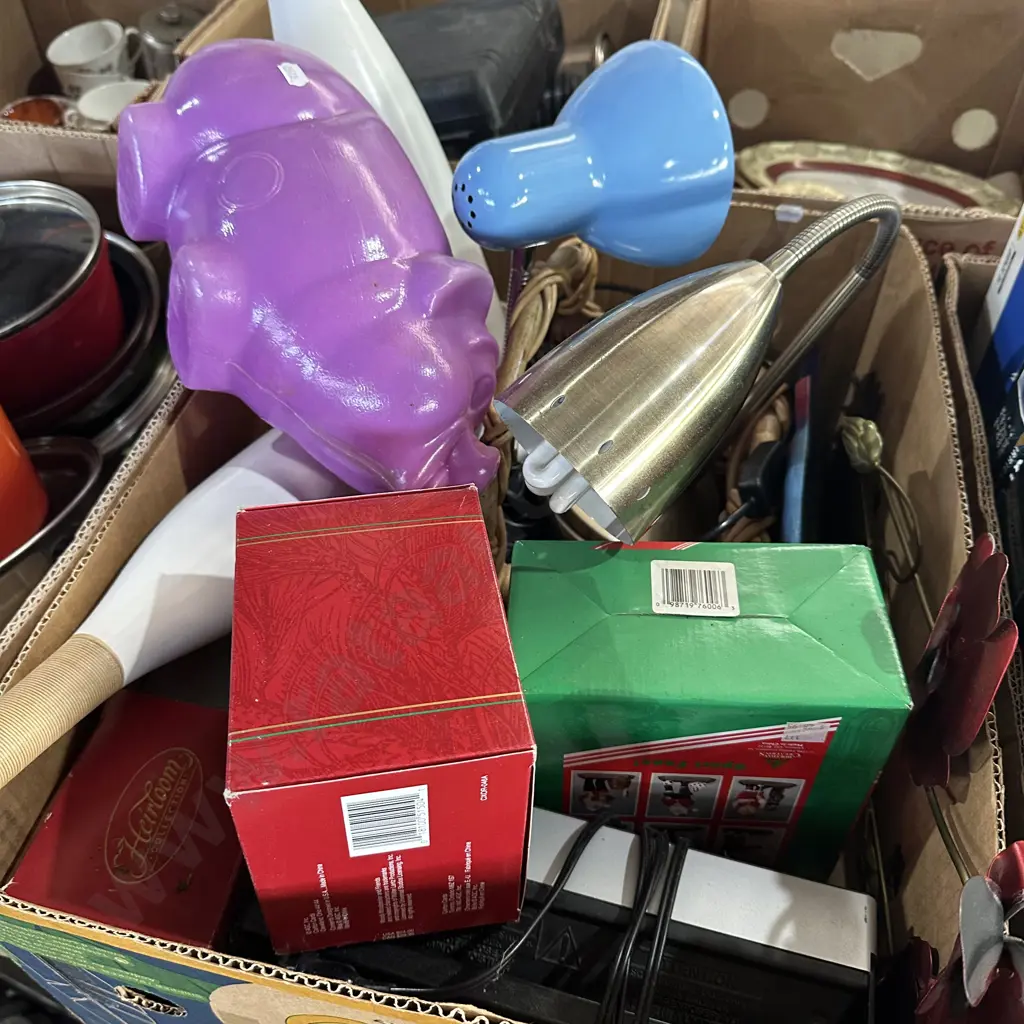 lamps, basket, vases etc Image 1++