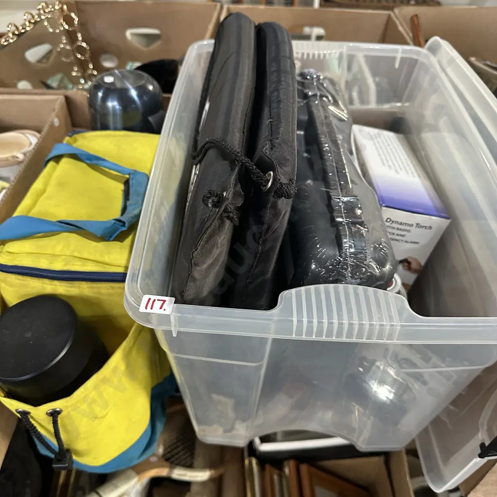 Suvival bin plus picnic bag Image 1++