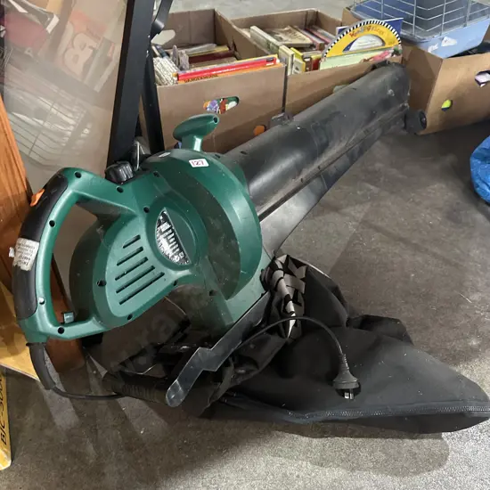 Leaf vac