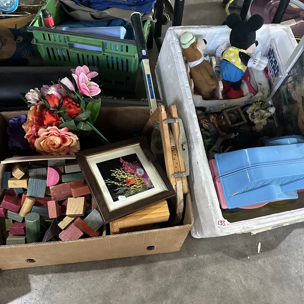 2 box toys and wooden blocks Image 1++