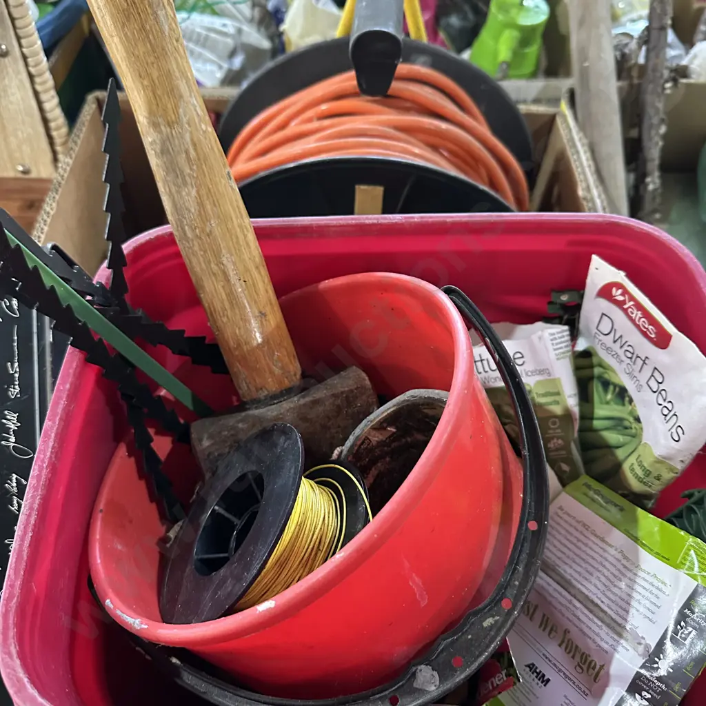 Electrical lead and mallet etc Image 1++