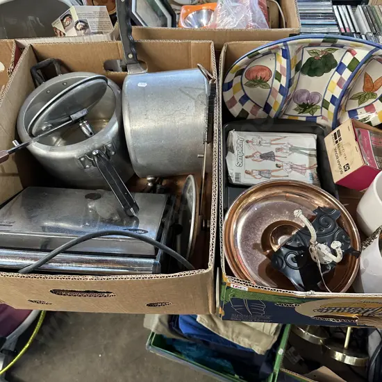 2 box kitchenware