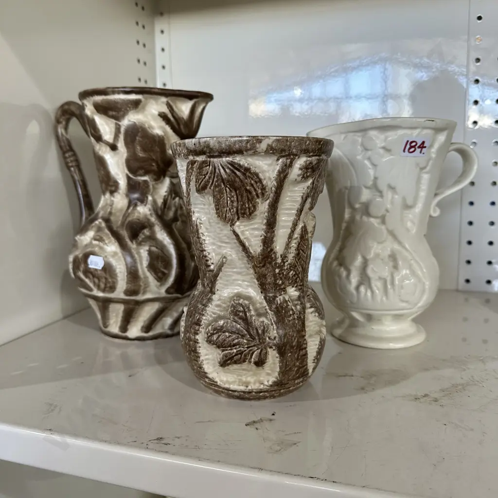 Art Deco Beswick jugs and vase Image 1++