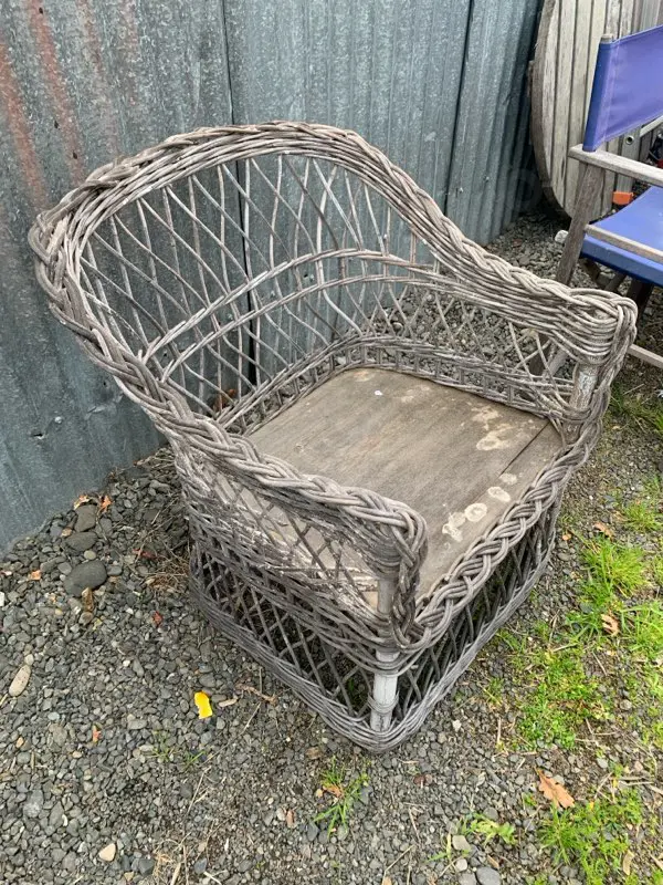 Copper & outdoor chair Image 1++