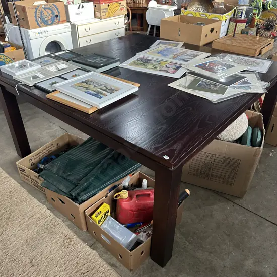 Large square modern oak table 1600x1600mm