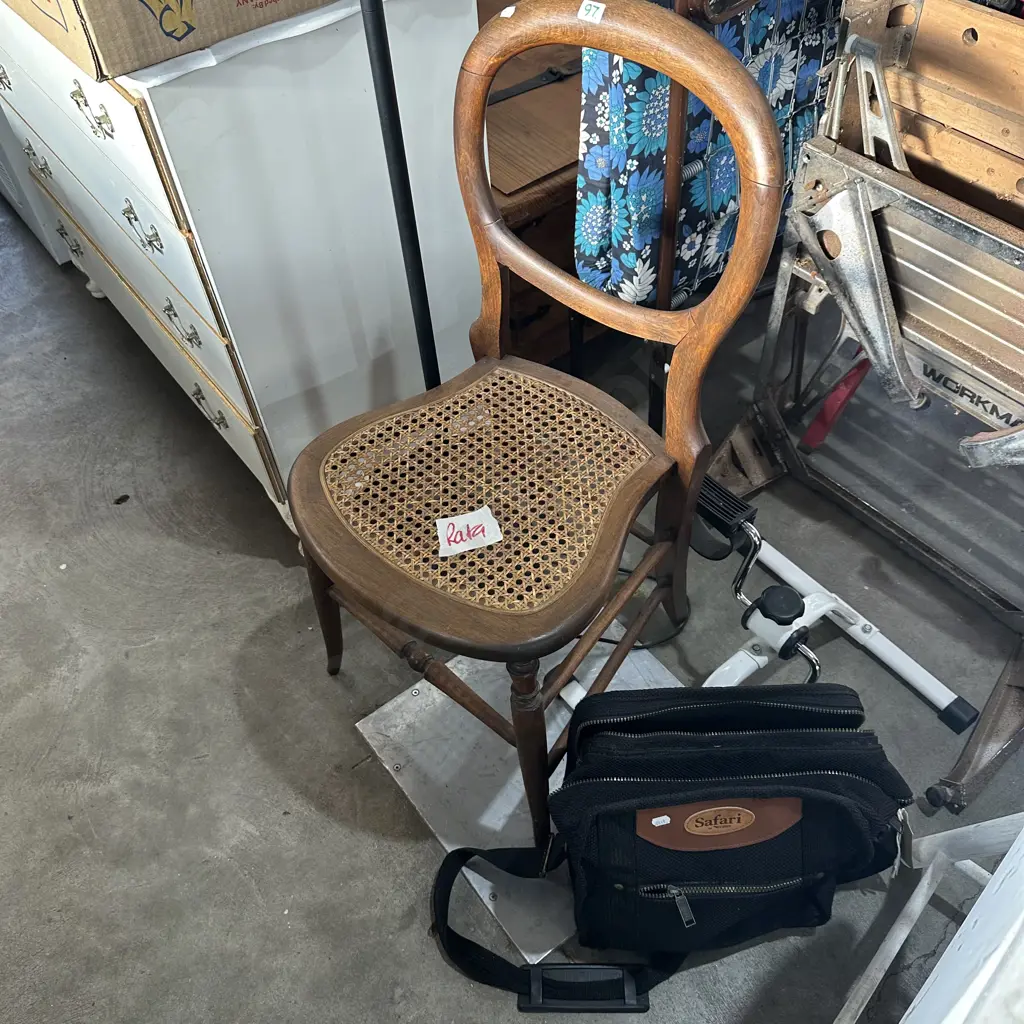 Folding bed,reading light,chair,bag etc Image 1++