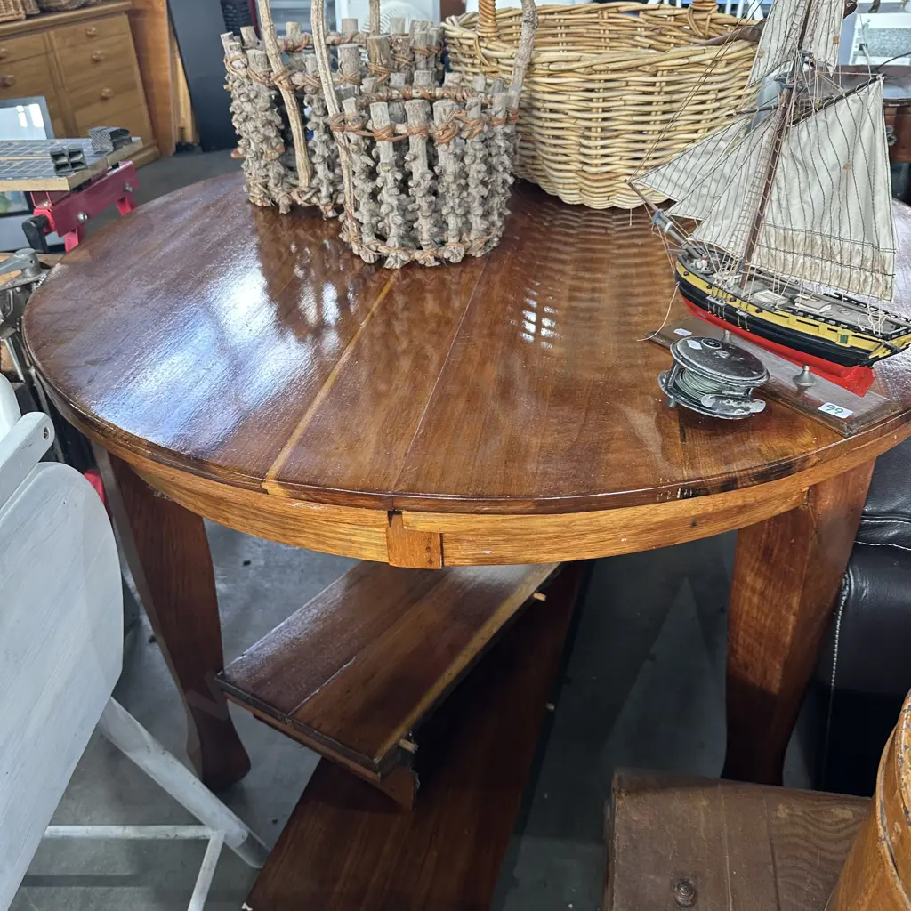 Solid extendable table Image 1++