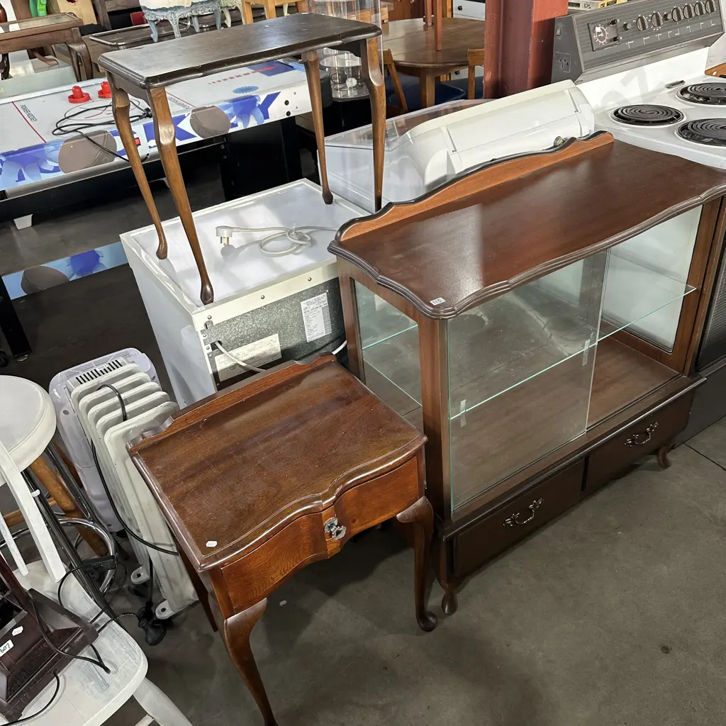 China cabinet,bedside drawer and side table Image 1++