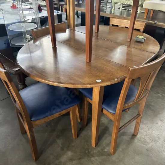 table and 4 chairs