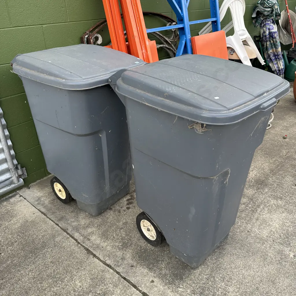 2 x wheely bins Image 1++