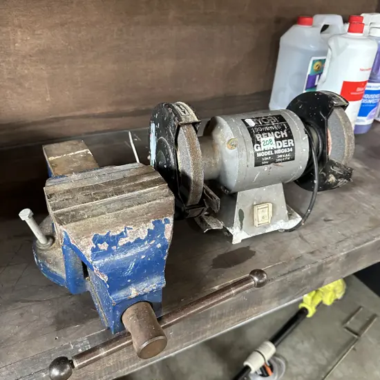 Grinder and vice