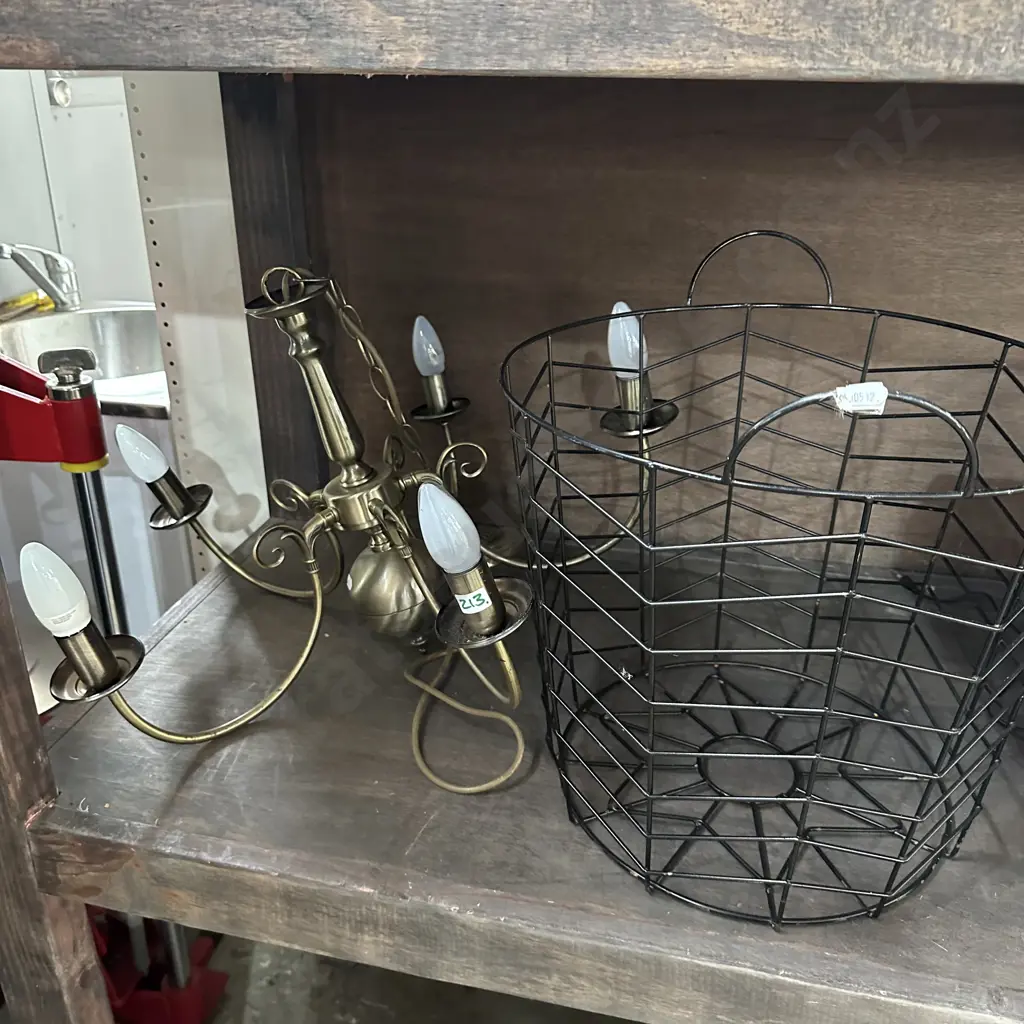 Wire basket and light fitting Image 1++