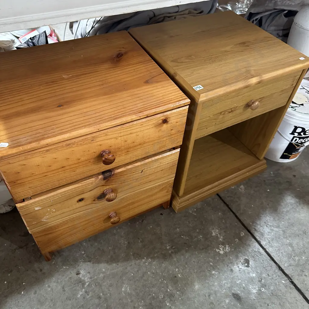 2 bedsides Image 1++