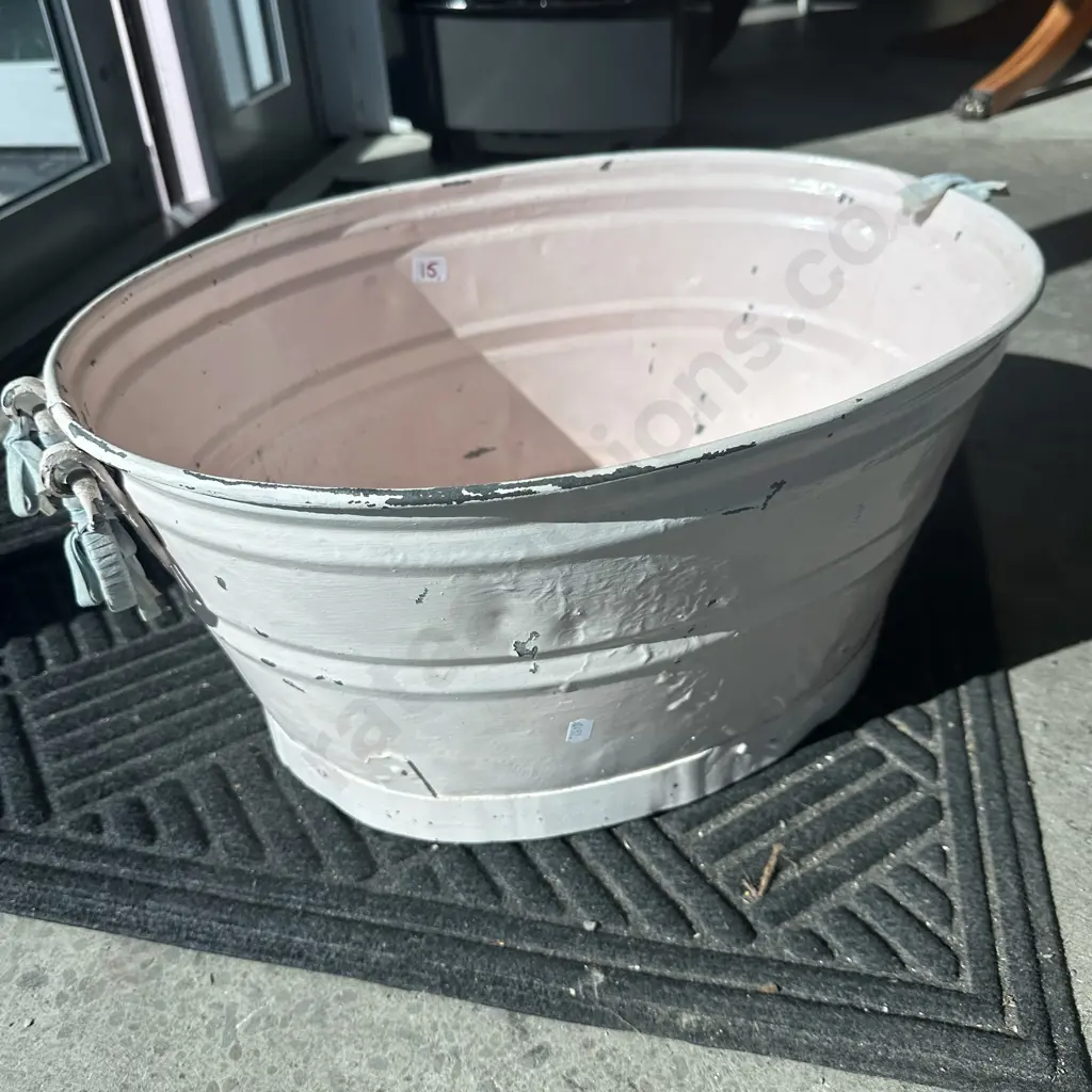 Painted babys bath 520mm Image 1++