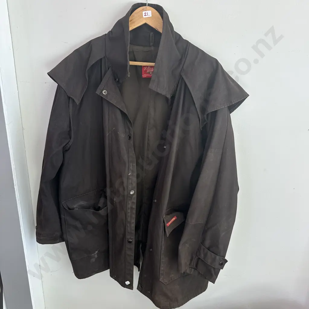 R M Williams coat  "Longhorn"  size XS Image 1++
