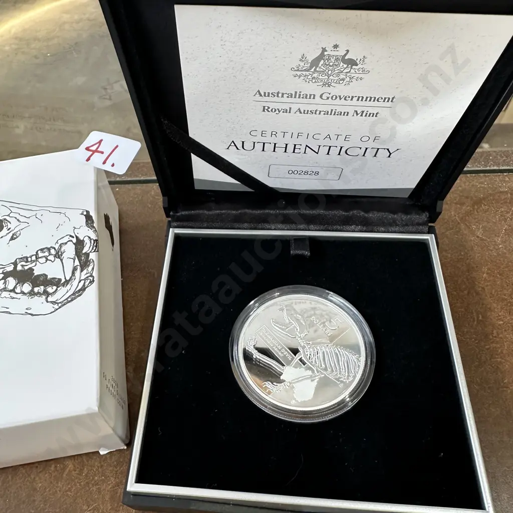 $5 Silver coin by Royal Aust. Mint 2020 boxed No.002828 Image 1++