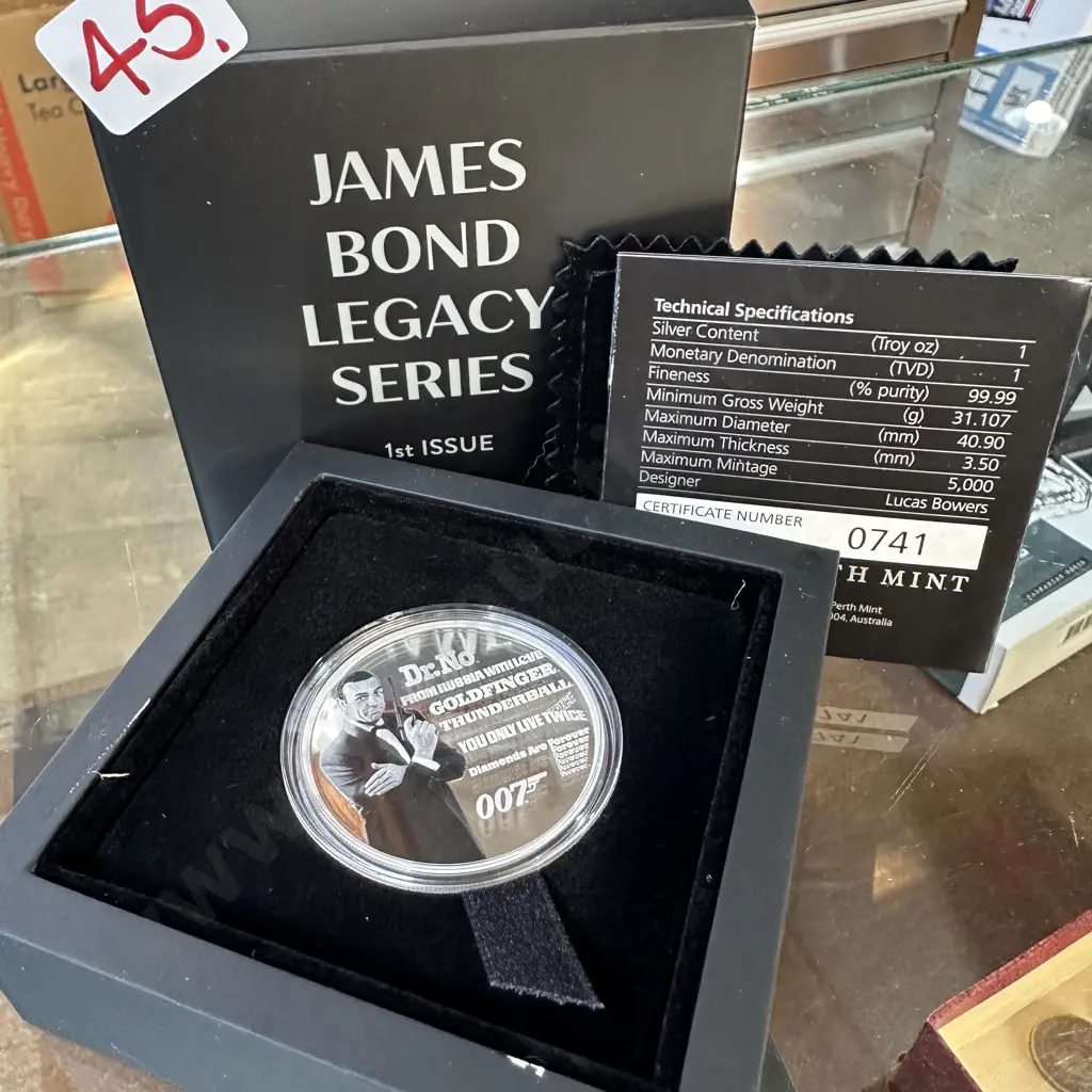 1oz James Bond Silver coin. Perth Mint Image 1++