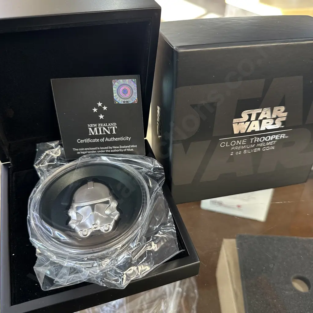 2oz Silver coin "Star Wars" Ltd edition of 5000. NZ Mint Image 1++