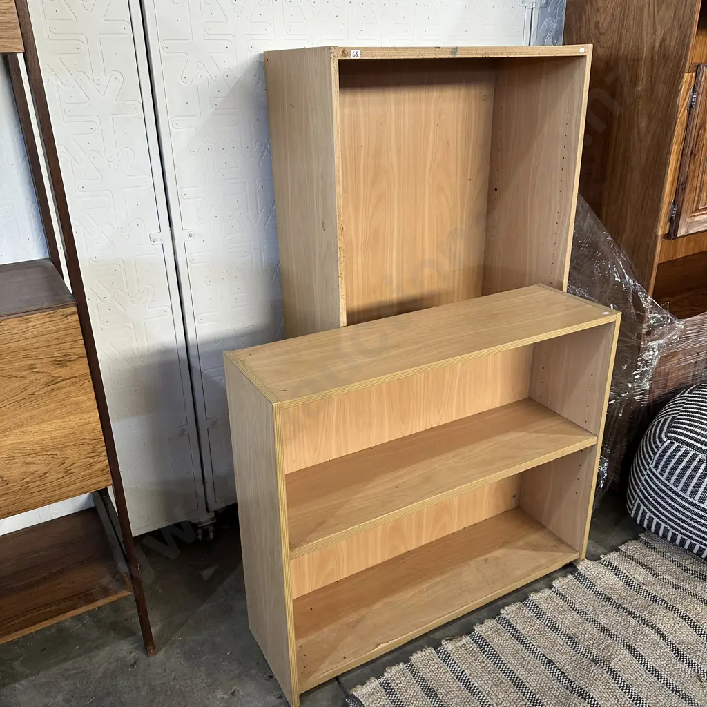 2 x shelf units Image 1++